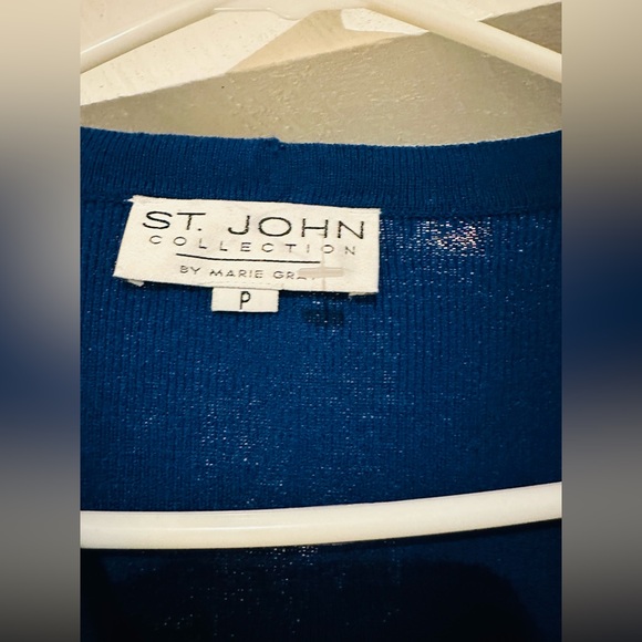 ST. JOHN $350 by Marie Gray Santana Knit Royal Blue Button collection cardigan. - Picture 12 of 14